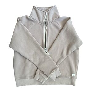 Vuori half zip sweatshirt XS